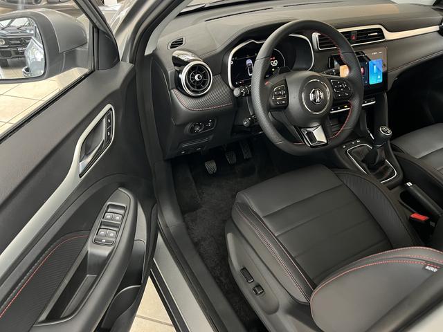 MG ZS 1.5 78 kW VTi Luxury EURO 6d 