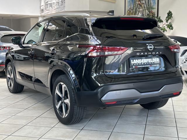 Nissan Qashqai 1.3 DIG-T N-Connecta 