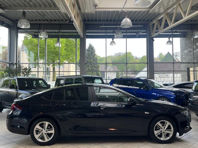 Opel Insignia 1.5 Turbo Business Edition 