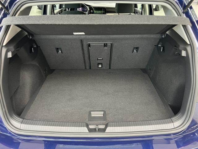 Volkswagen Golf VIII 1.5 TSI Life 