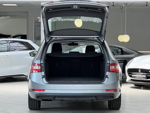 Skoda Superb Combi 2.0 TDI Ambition 