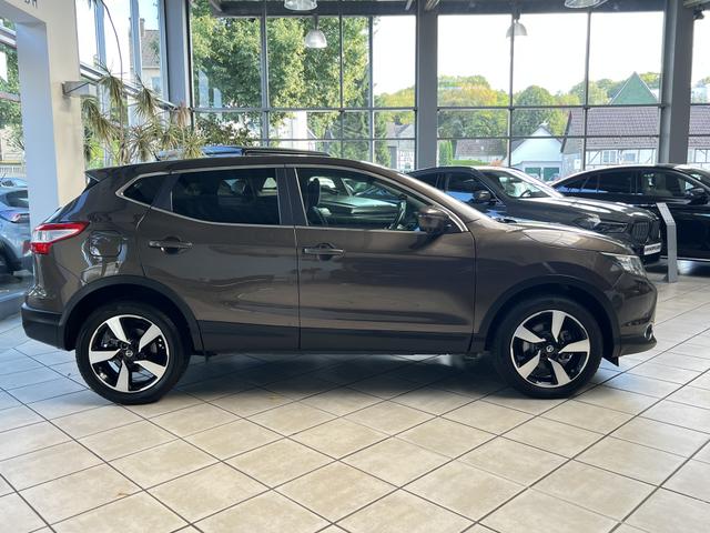 Nissan Qashqai 1.2 DIG-T N-Connecta 
