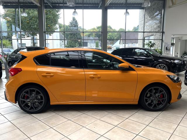 Ford Focus Lim ST 2.3 EcoBoost 