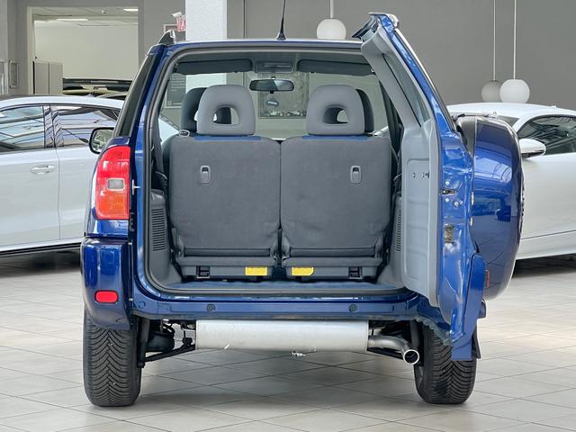 Toyota RAV4 1.8 4x2 blue 