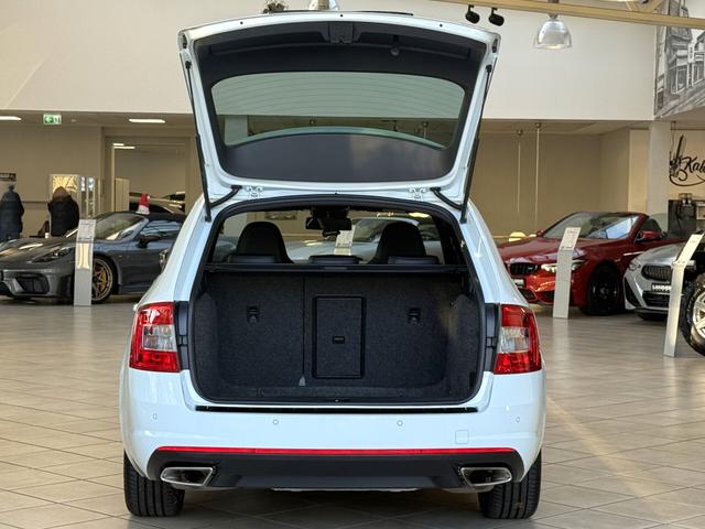 Skoda Octavia Combi 2.0 TSI RS Green Tec 