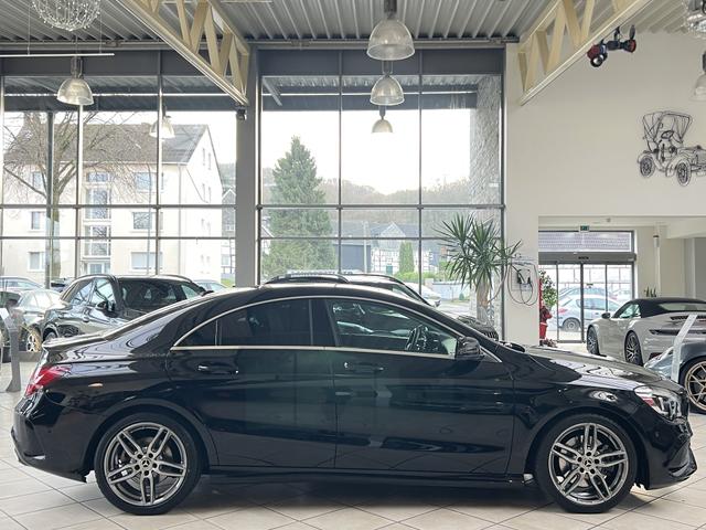 Mercedes-Benz CLA 220 AMG 