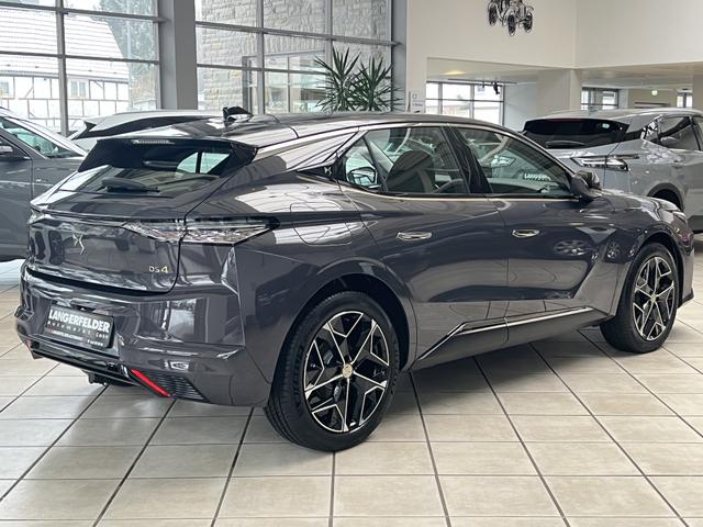 DS Automobiles 4 1.2 Mild-Hybrid 136 &Eacute;dition France 