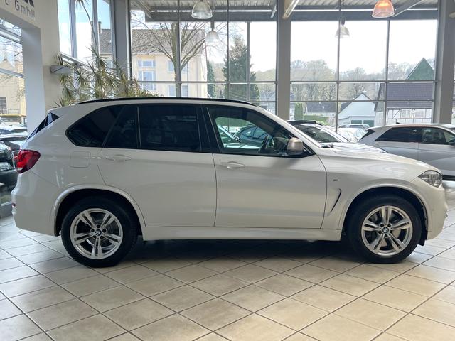 BMW X5 M50d 