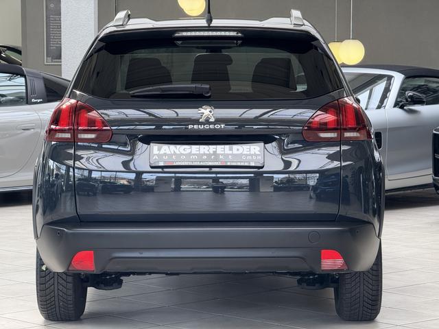 Peugeot 2008 1.2 PureTech 110 Signature 