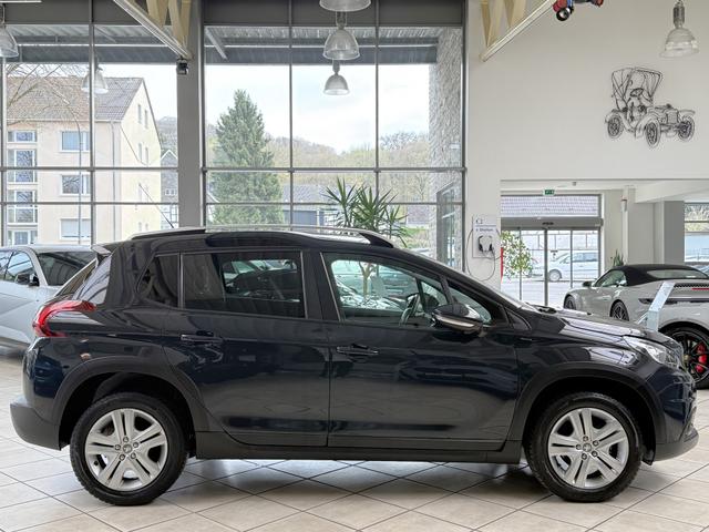 Peugeot 2008 1.2 PureTech 110 Signature 