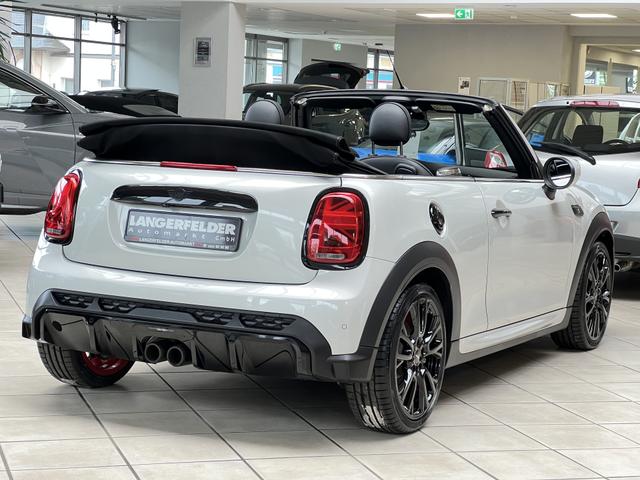 MINI Cabrio Cooper S JCW Trim 