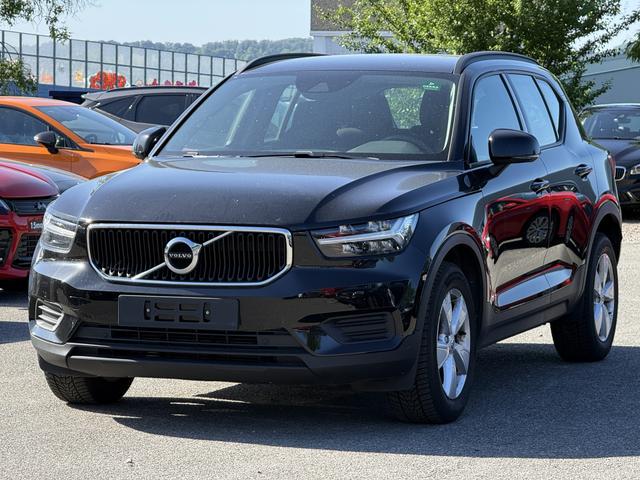Volvo XC40 XC 40 T2 2WD Momentum Core 