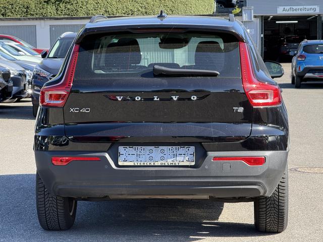 Volvo XC40 XC 40 T2 2WD Momentum Core 