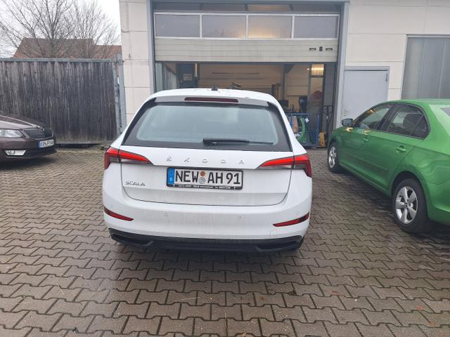 Skoda / Scala / Moon White Metallic / / / Scala 1.0 TSI Cool Plus
