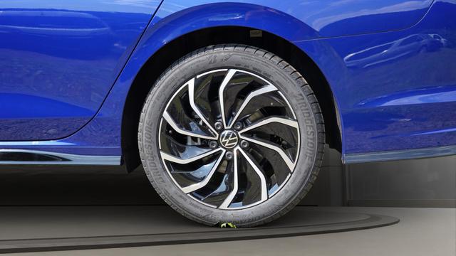 Volkswagen Golf Variant R Line 1.5 TSI Line+Kamera+ACC+Navi+LED+ 