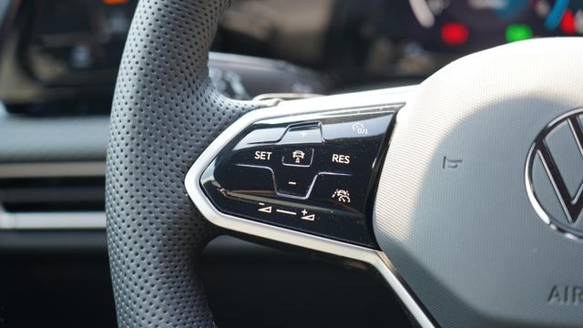 Volkswagen Golf Variant R Line 1.5 TSI Line+Kamera+ACC+Navi+LED+ 