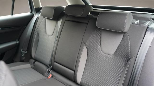 Skoda Octavia Combi Selection 2.0 TDI DSG+SHZ+LED+Kamera+ 