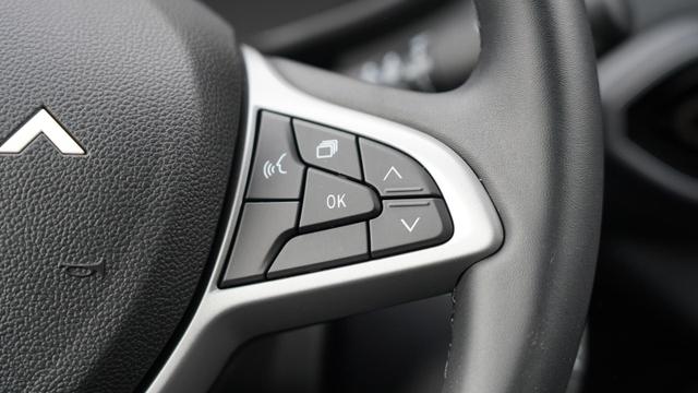 Dacia Jogger Extreme 1.0+Rückfahrkamera+Sitzheizung+PDC-vorne+ 