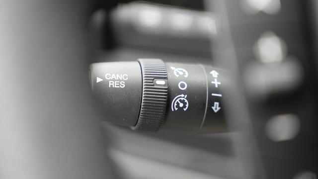 Opel Movano Fahrgestell City Paket Cargo 3,3t L2H2 