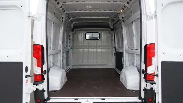 Opel Movano Fahrgestell Cargo 3,5t L2H2+Holzboden+Anhängerkupplung+ 