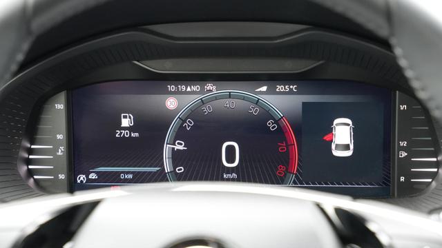 Skoda Scala CLEVER 1.0 TSI Clever+Kamera+LED+SHZ+AppleCarPlay 