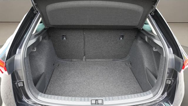 Skoda Scala CLEVER 1.0 TSI Clever+Kamera+LED+SHZ+AppleCarPlay 