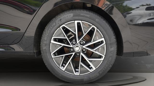 Skoda Octavia Combi Selection 1,5 eTSI+SHZ+LED+ACC+ 