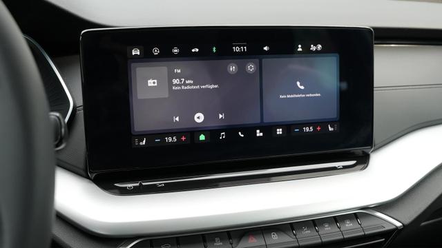 Skoda Octavia Combi Selection 1,5 eTSI+SHZ+LED+ACC+ 