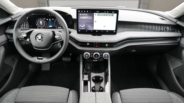 Skoda Superb Combi Selection 1,5 eTSI+SHZ+Kamera+ 