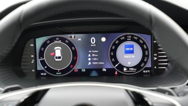 Skoda Octavia Combi Selection 1,5 eTSI+SHZ+LED+ACC+ 