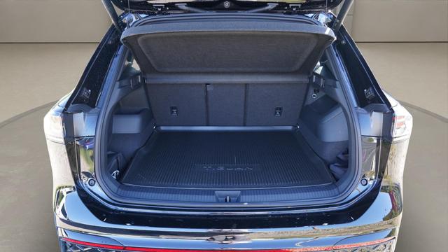 Volkswagen Tiguan R-Line R-Line+ACC+Kamera+Massagesitze+LED+AHK 