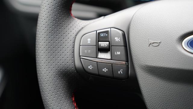 Ford Kuga ST-Line X 2.5 DuraTec FHEV + AHK Schwenkbar+ 