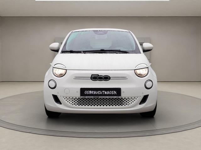 Fiat 500e 3+1 - Basis Icon+Rückfahrkamera+Sitzheizung+
