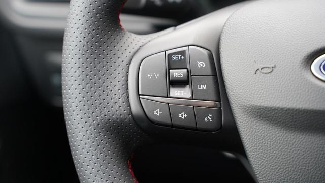 Ford Kuga ST-Line Plug-In Hybrid 
