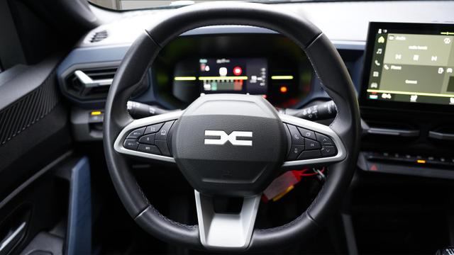 Dacia Duster Expression 1.2 TCe 130 4x4+LED+Sitzheizung 