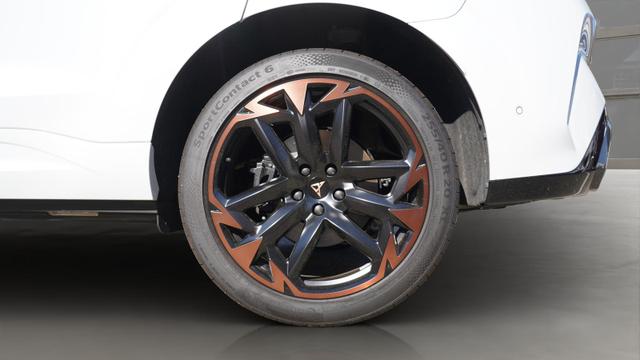 Cupra Terramar VZ 2.0 TSI 4X4+SENNHEISER+MATRIX+KAMERA+ 