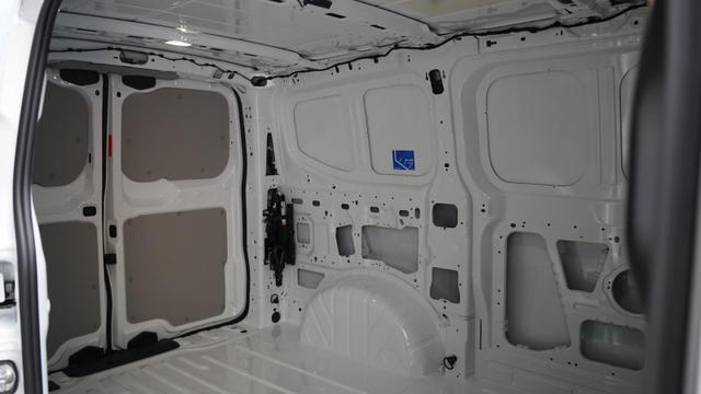 Ford Transit VAN Worker Custom L1H1 + 5 Jahre Garantie 