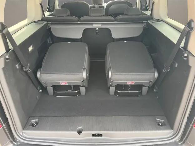 Fiat Dobl&ograve; Maxi 7-Sitzer 1.5 BlueHDi AT8 Doblo LED+Sitzheizung+sofort verf&uuml;gbar 