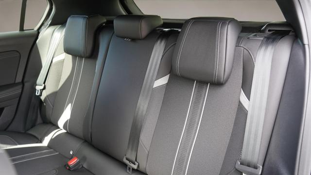 Opel Astra GS 1.2 L+LED+SHZ+360&deg;Kamera-Teilleder+ 