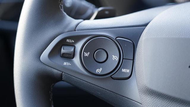 Opel Corsa GS 1.2+Kamera+LED+ ab 149&euro; mtl. 