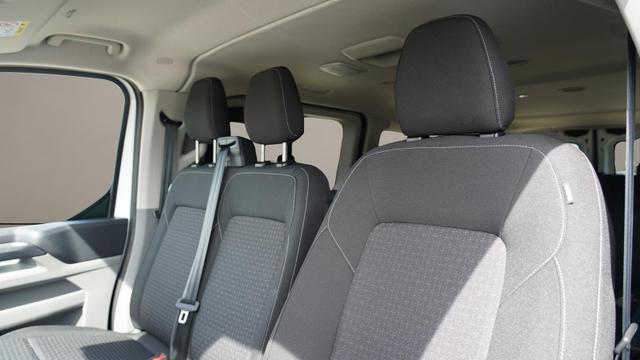 Ford Transit Custom L2H1 Kombi 320 2.0TDCi Trend 9-Sitzer 