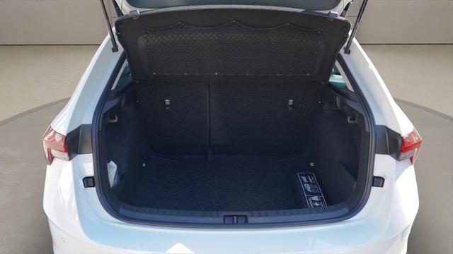 Skoda Scala Selection 1.5TSI DSG>BlackPaket>LED>Sitzheizung 