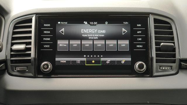 Skoda Karoq Sportline 4x4 2.0TDI DSG+AHK+elekt.Heckklappe 