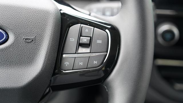 Ford Tourneo Custom 320 L2 Titanium FWD L2H1 2.0TDCi Titanium|AHK|LED 