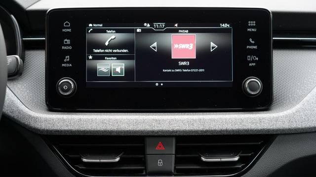 Skoda Kamiq Selection 1.5TSI DSG>LED>Sitzheizung 