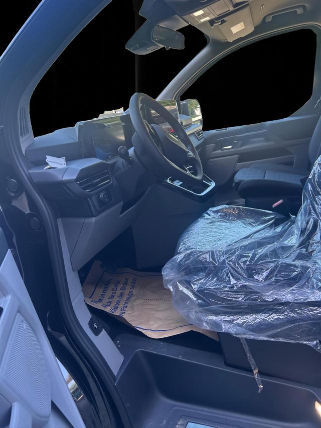 Ford Tourneo Titanium 320 L1H1>Matrix-LED>AHK>Schiebet&uuml;r Li+Re 