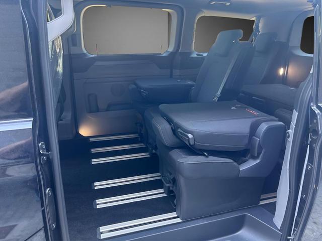 Ford Tourneo Titanium 320 L1H1>Matrix-LED>AHK>Schiebet&uuml;r Li+Re 