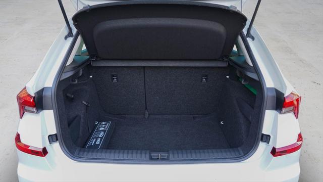 Skoda Kamiq Black Style 1.0 TSI+Kamera+LED+Sitzheizung+Tempomat 