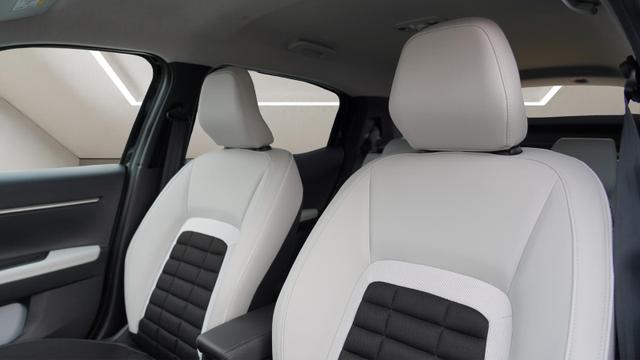 Citro&euml;n C3 Aircross MAX 1.2 Hybrid+LED+Tempomt+Navi++sofort verf&uuml;gbar++ 
