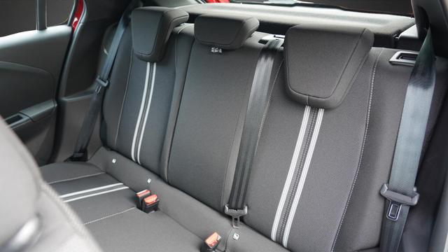Opel Corsa GS 1.2 MHEV LED+Tempomat+Kamera 